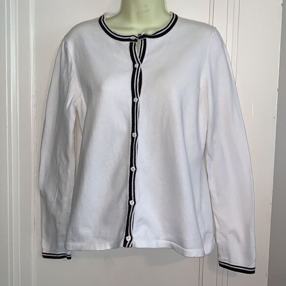 Cullen white & black sweater set - Picture 5 of 11